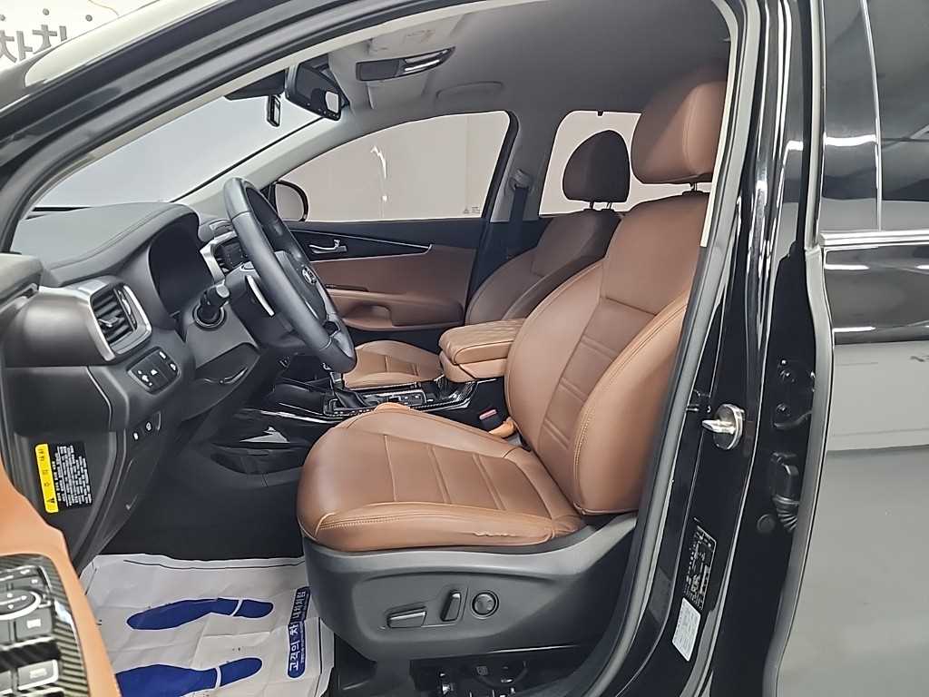 KIA Sorento - Vista 11