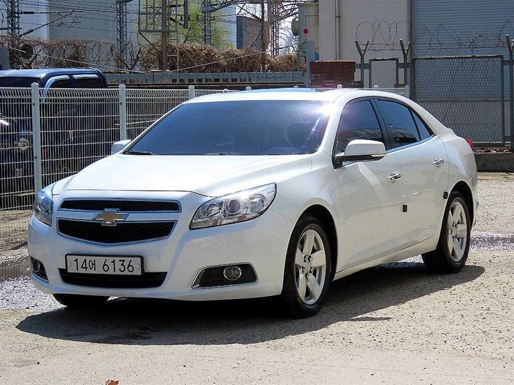 Chevrolet Malibu - Vista 2