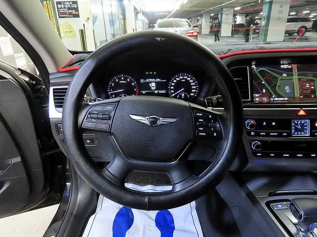 Genesis G80 - Vista 8