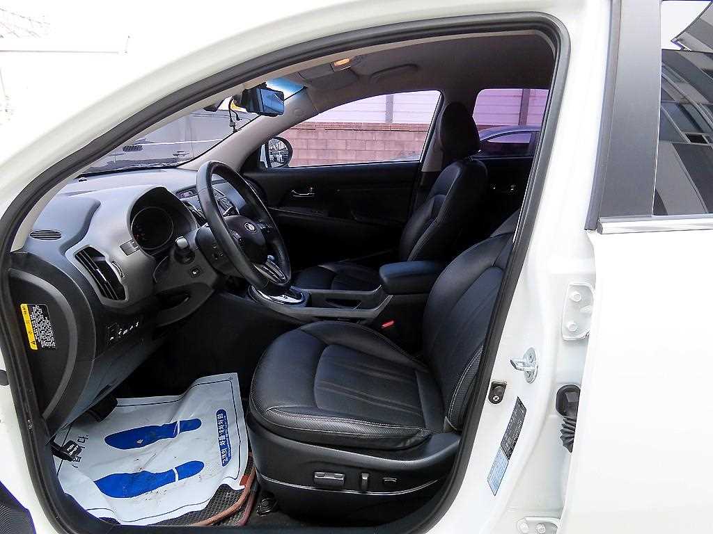 KIA Sportage - Vista 5