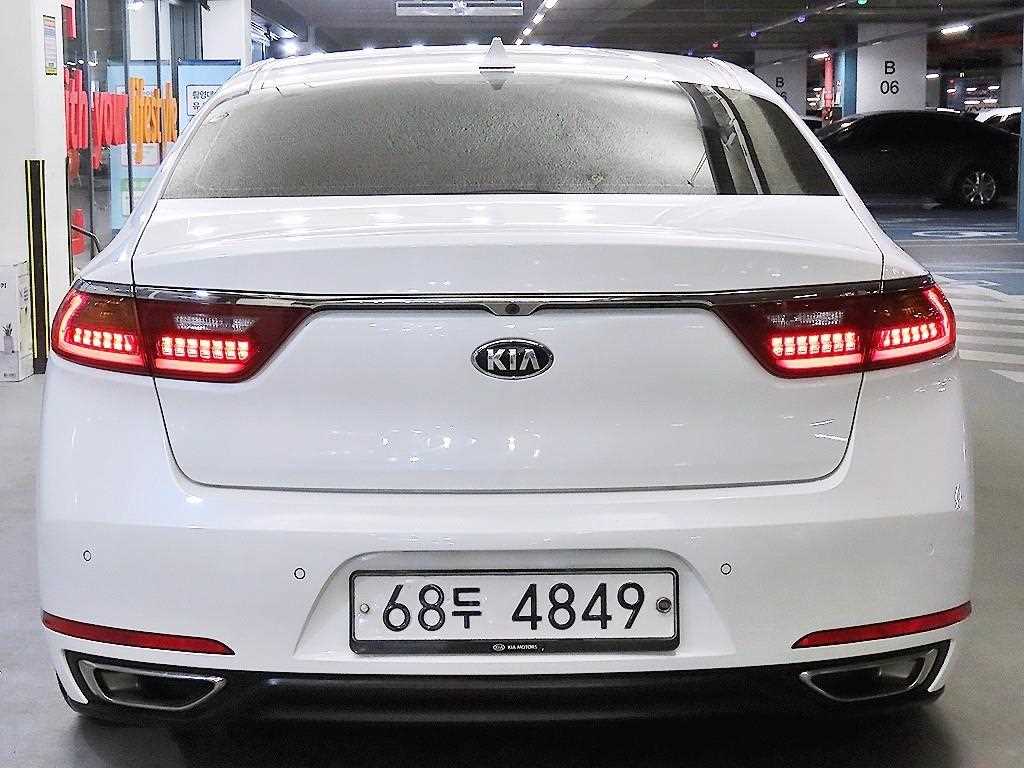 KIA K7 - Vista 5