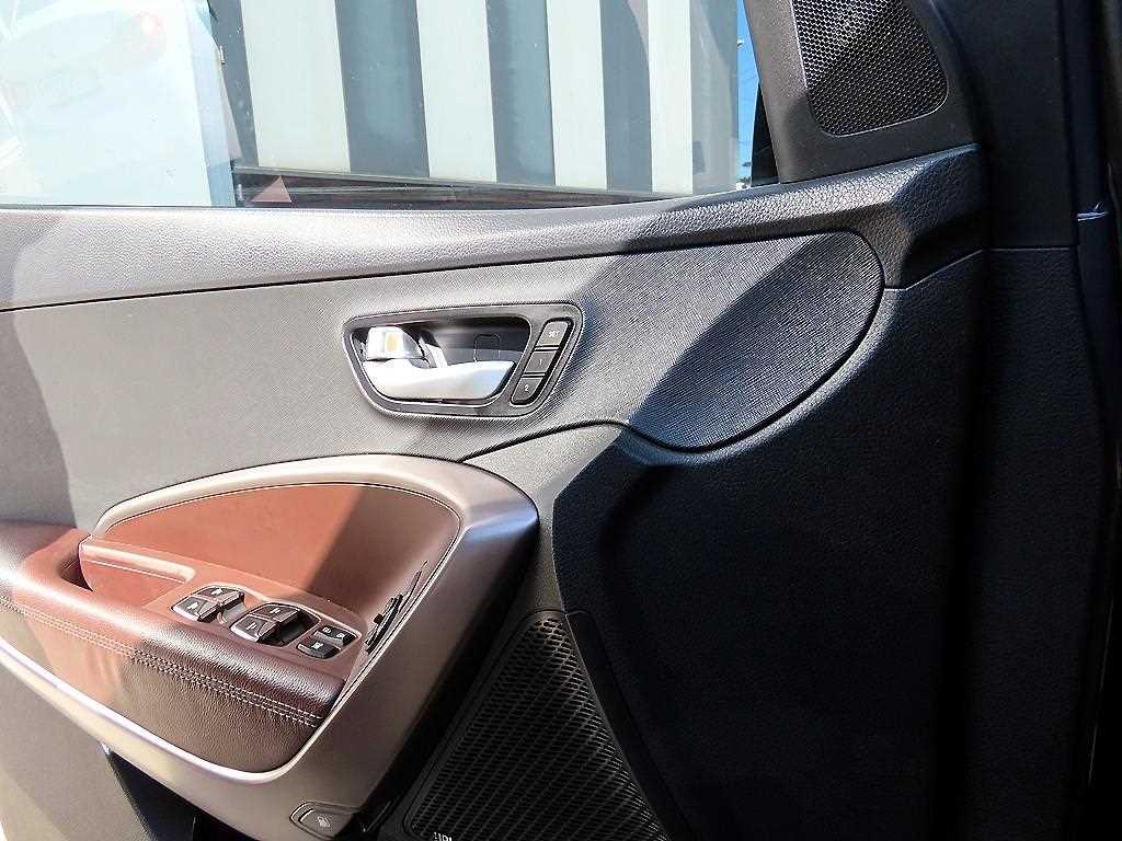 HYUNDAI Santa Fe - Vista 11