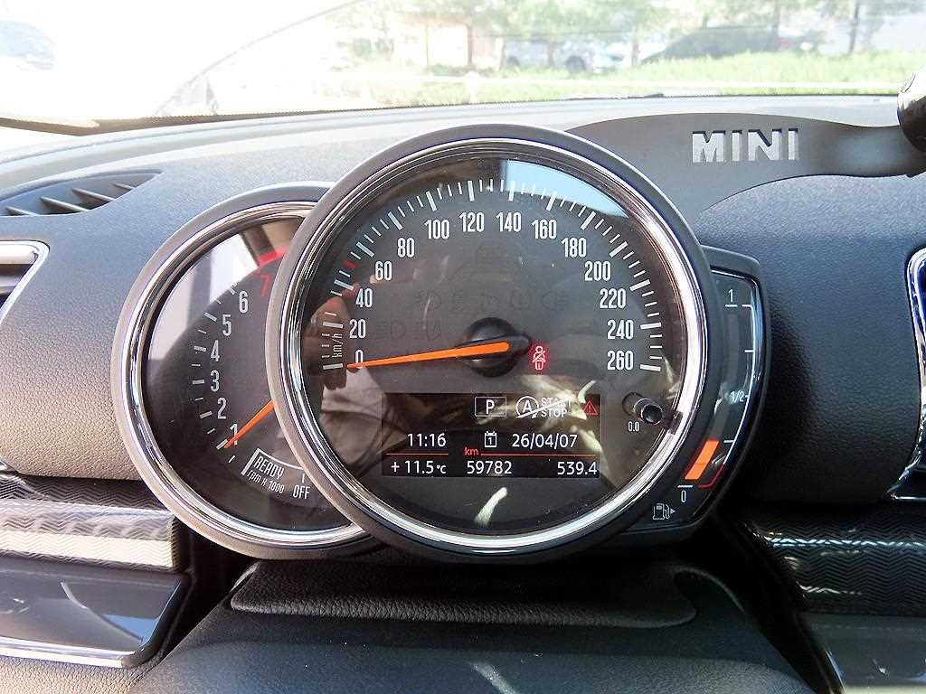 Mini Clubman - Vista 9