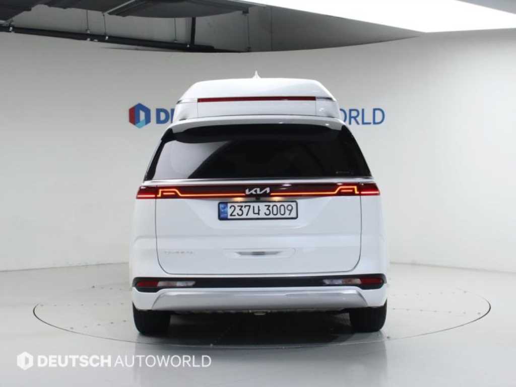 KIA Carnival - Vista 4