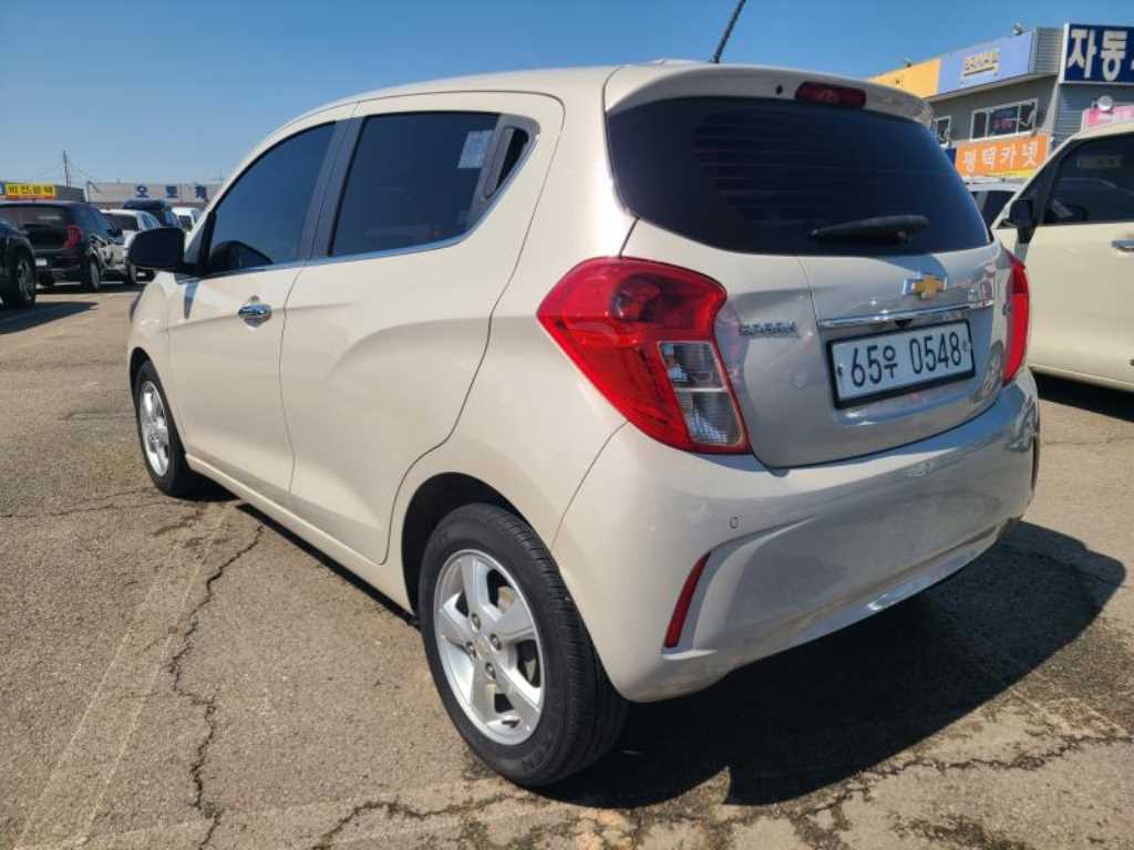 Chevrolet Spark - Vista 4