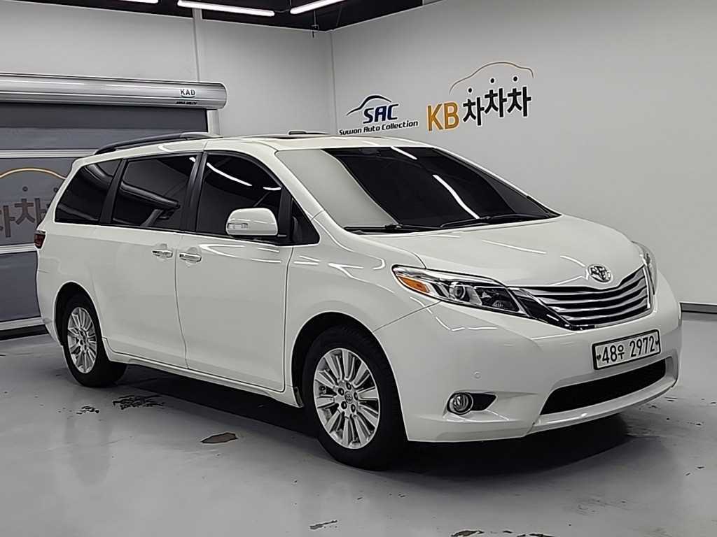 Toyota Siena - Vista 4