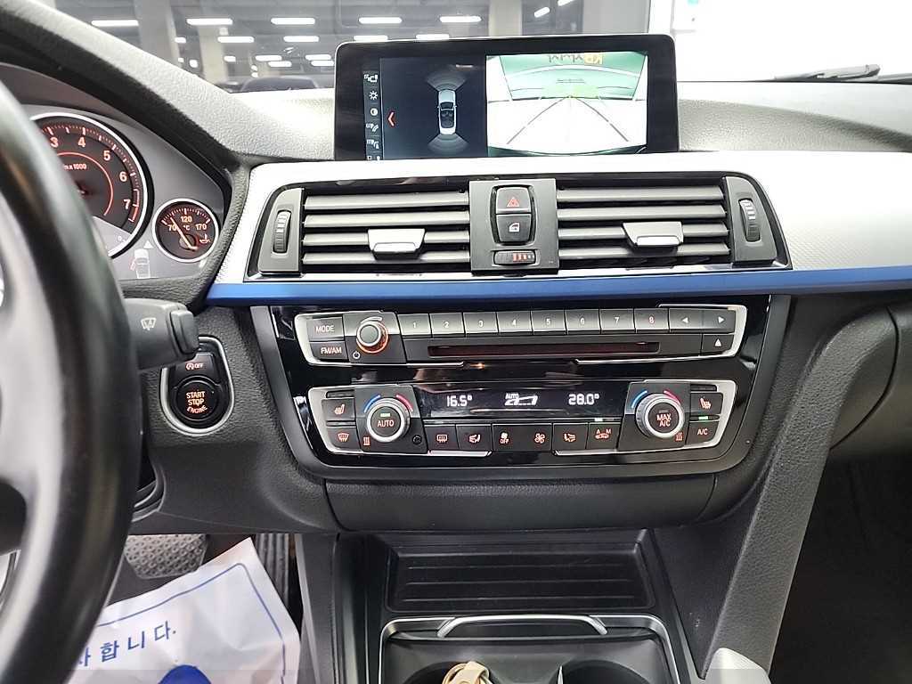 BMW 4 Series - Vista 10