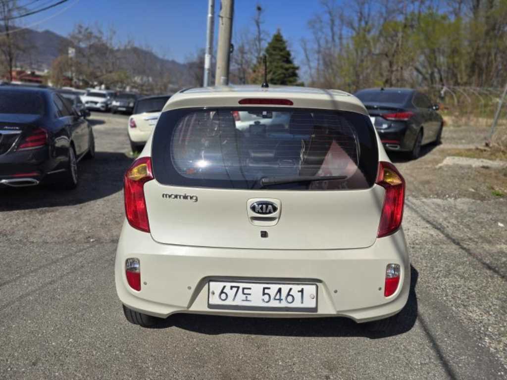 KIA Morning - Vista 6