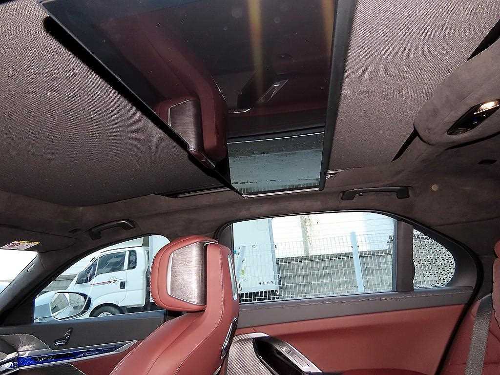 BMW 7 Series 2023 Blanco - Importación desde Corea - HF Imports Iquique - Foto 14