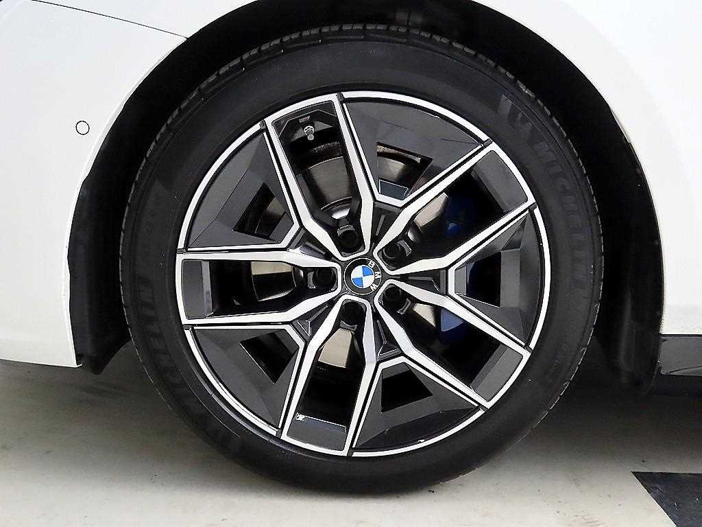 BMW 5 Series 2024 Blanco - Importación desde Corea - HF Imports Iquique - Foto 19