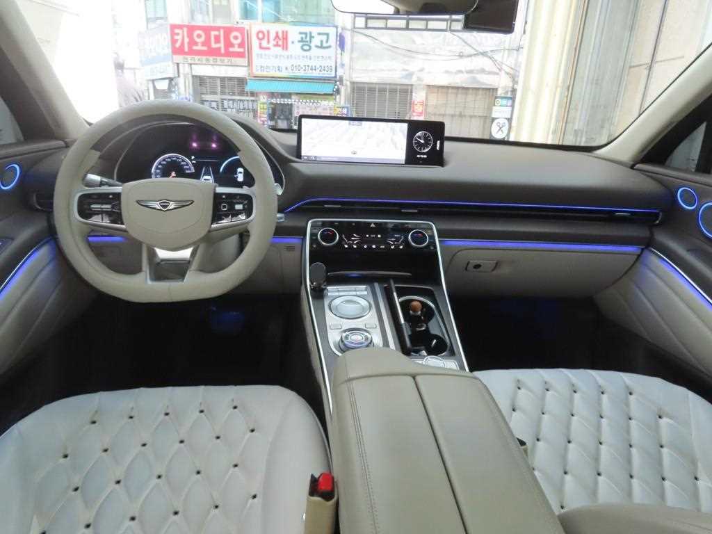 Genesis GV80 - Vista 7