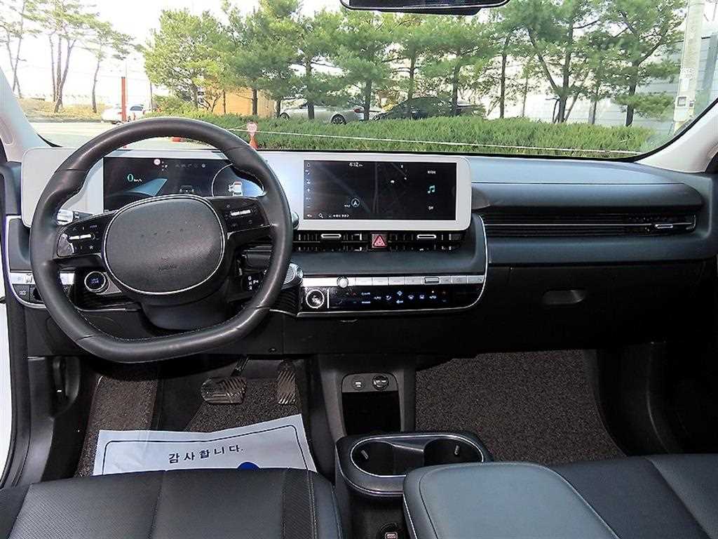 HYUNDAI Ioniq 5 - Vista 7