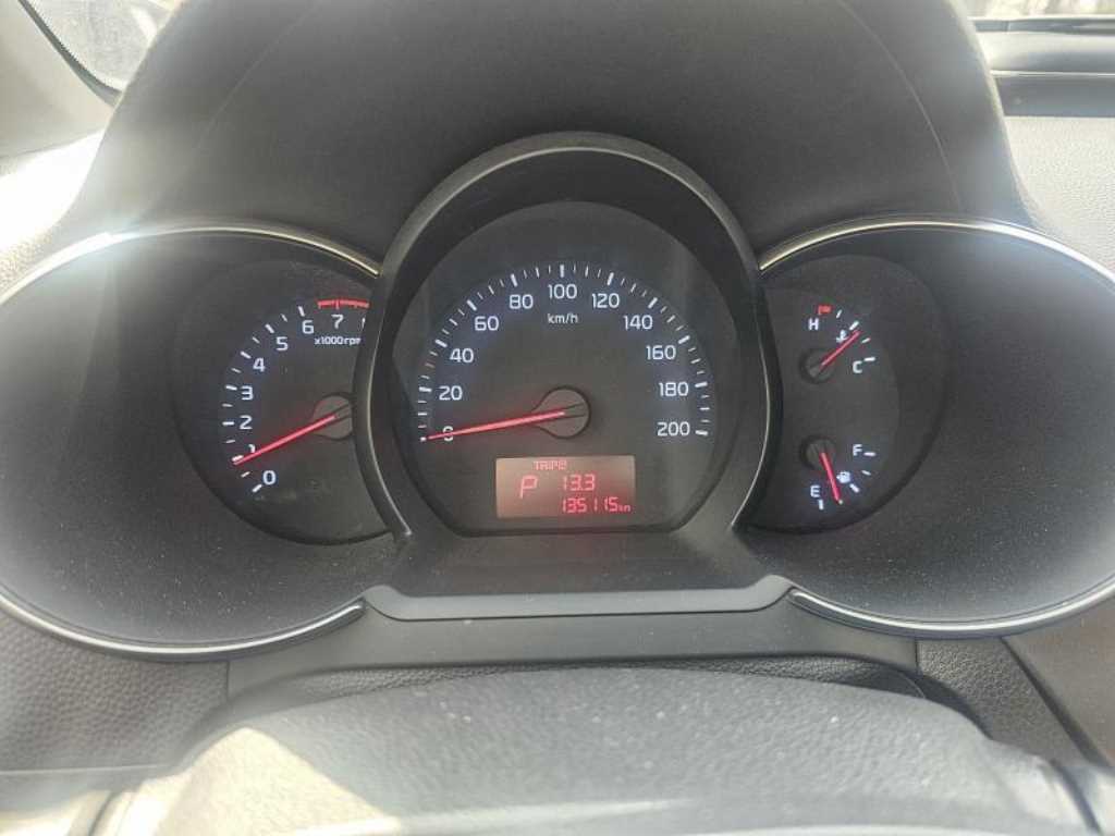 KIA Morning - Vista 4