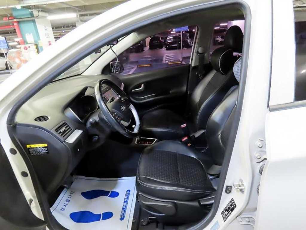 KIA Morning - Vista 6