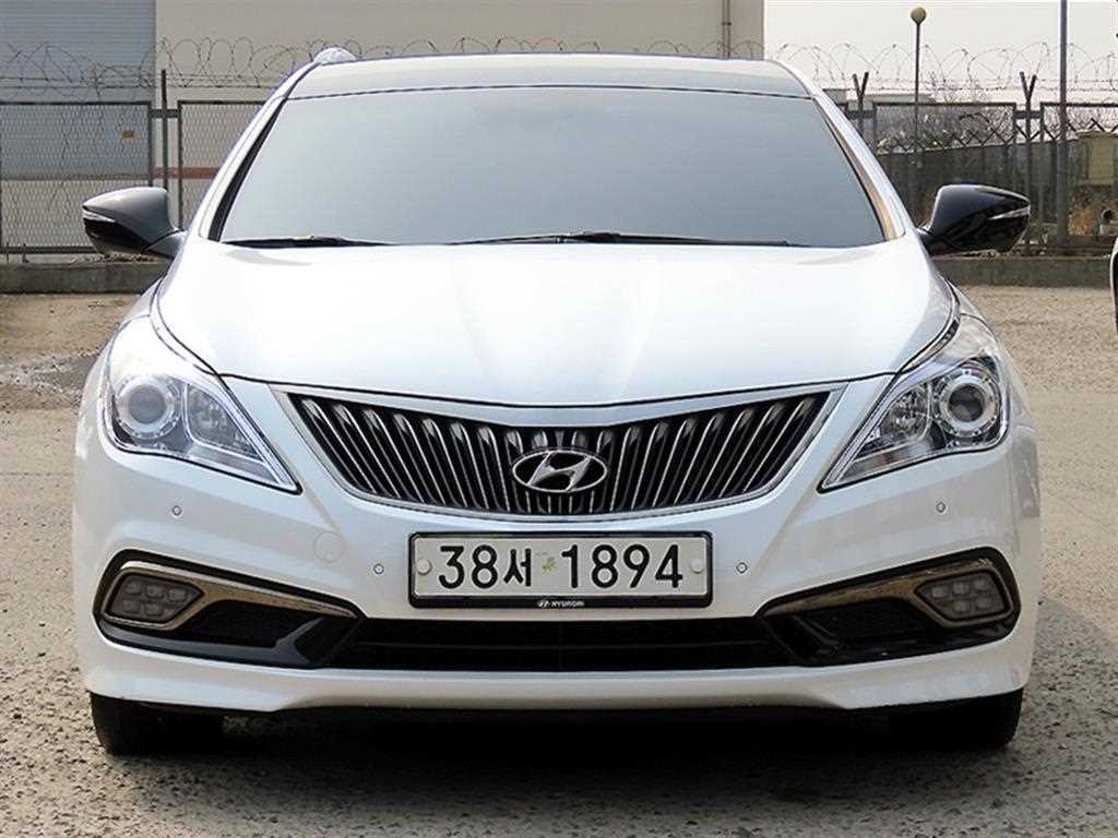 HYUNDAI Grandeur 2015 Blanco - Importación desde Corea - HF Imports Iquique - Foto 1