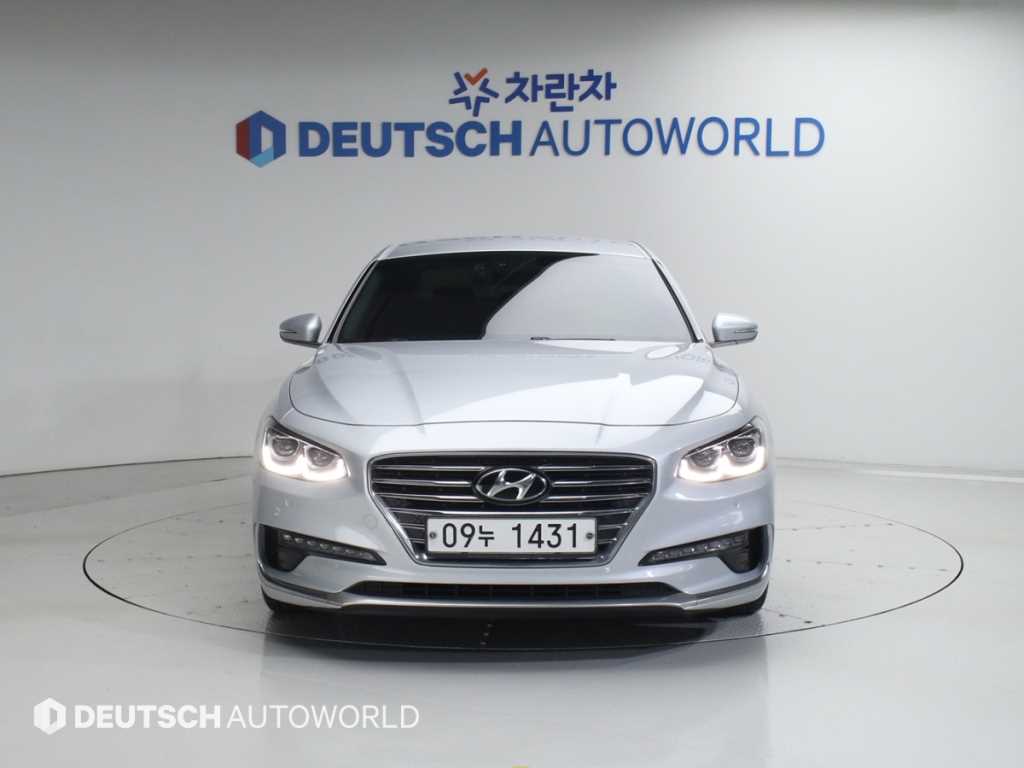 HYUNDAI Grandeur - Vista 3