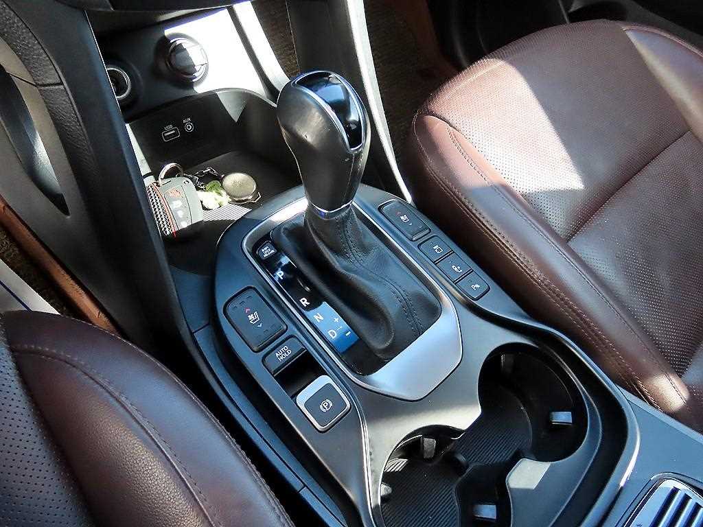 HYUNDAI Santa Fe - Vista 10