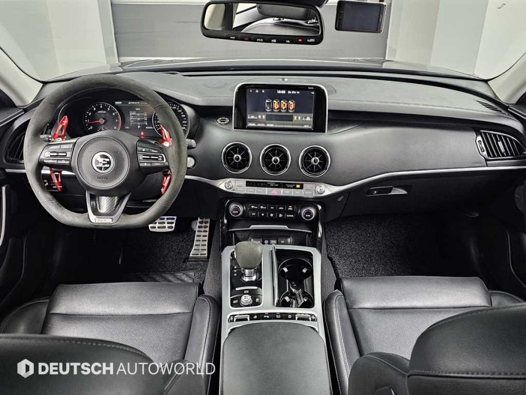 KIA Stinger - Vista 7