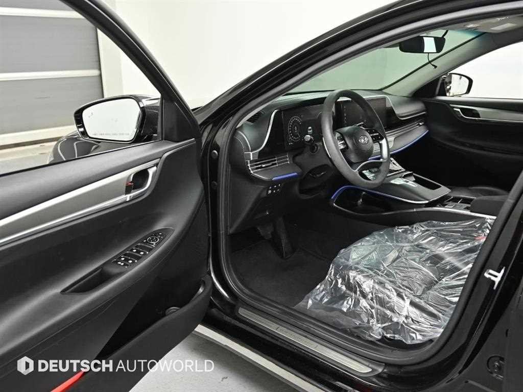 HYUNDAI Grandeur - Vista 11