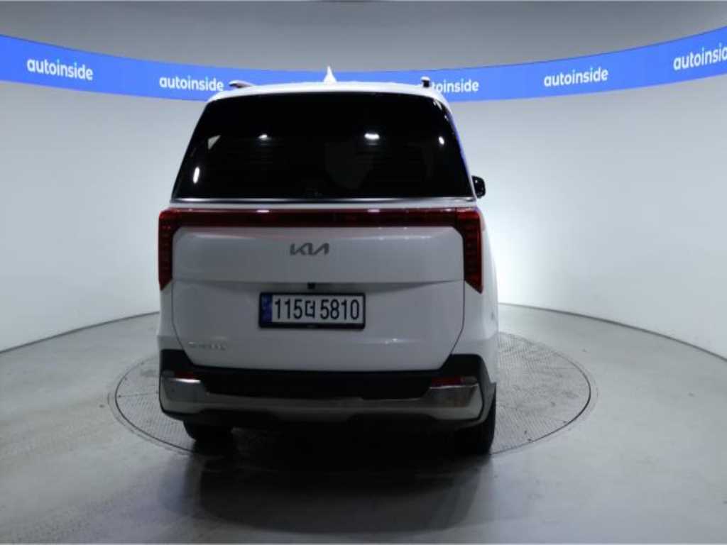 KIA Carnival - Vista 4