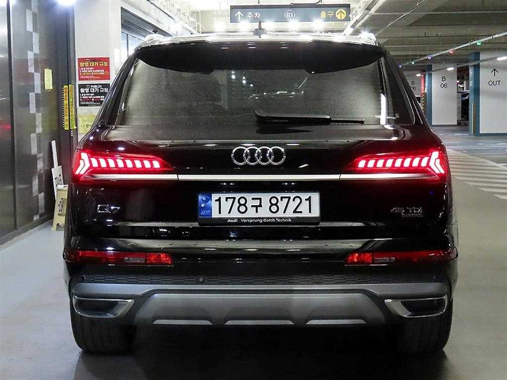 Audi Q7 - Vista 5