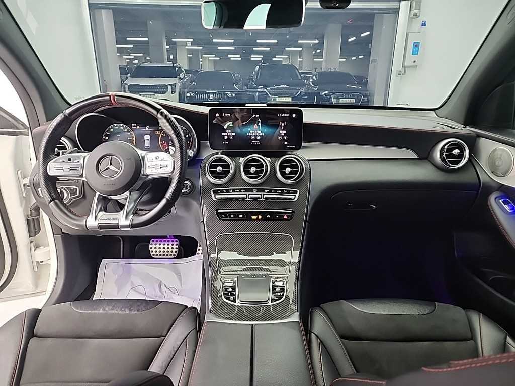 Mercedes Benz GLC Class - Vista 7