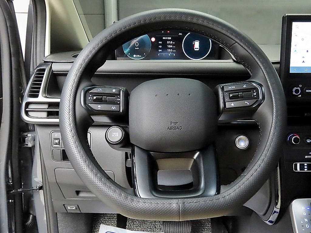 HYUNDAI Staria - Vista 9