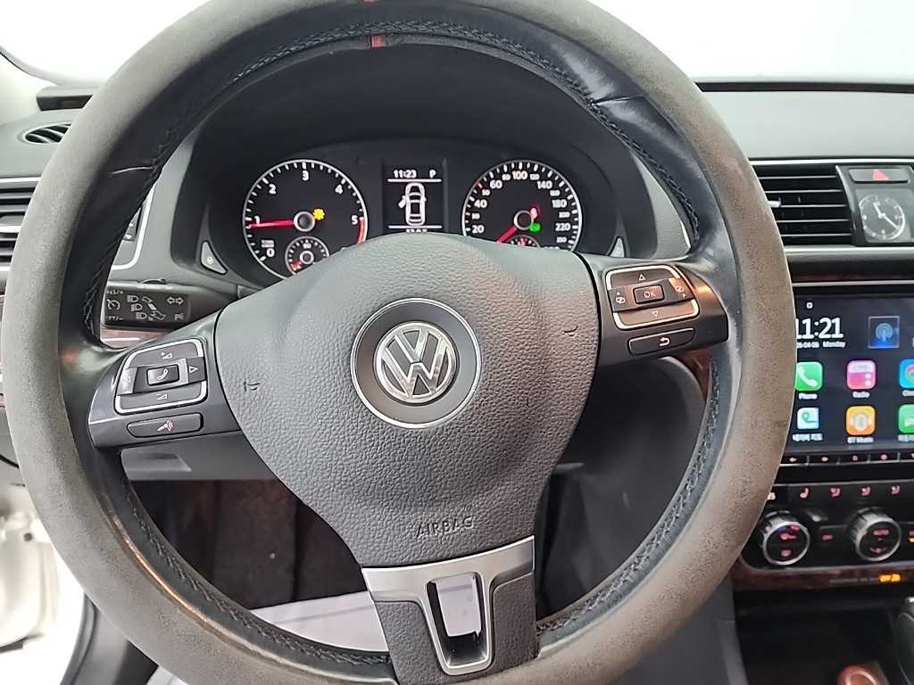 Volkswagen Passat - Vista 9