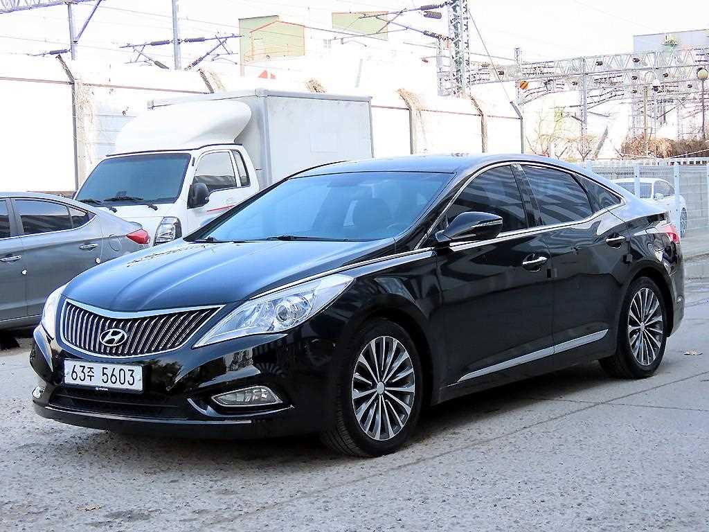 HYUNDAI Grandeur - Vista 2