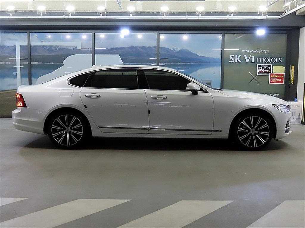 Volvo S90 - Vista 4