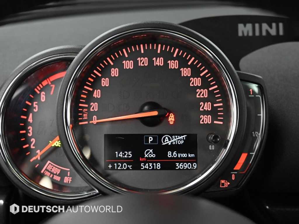 Mini Clubman - Vista 8