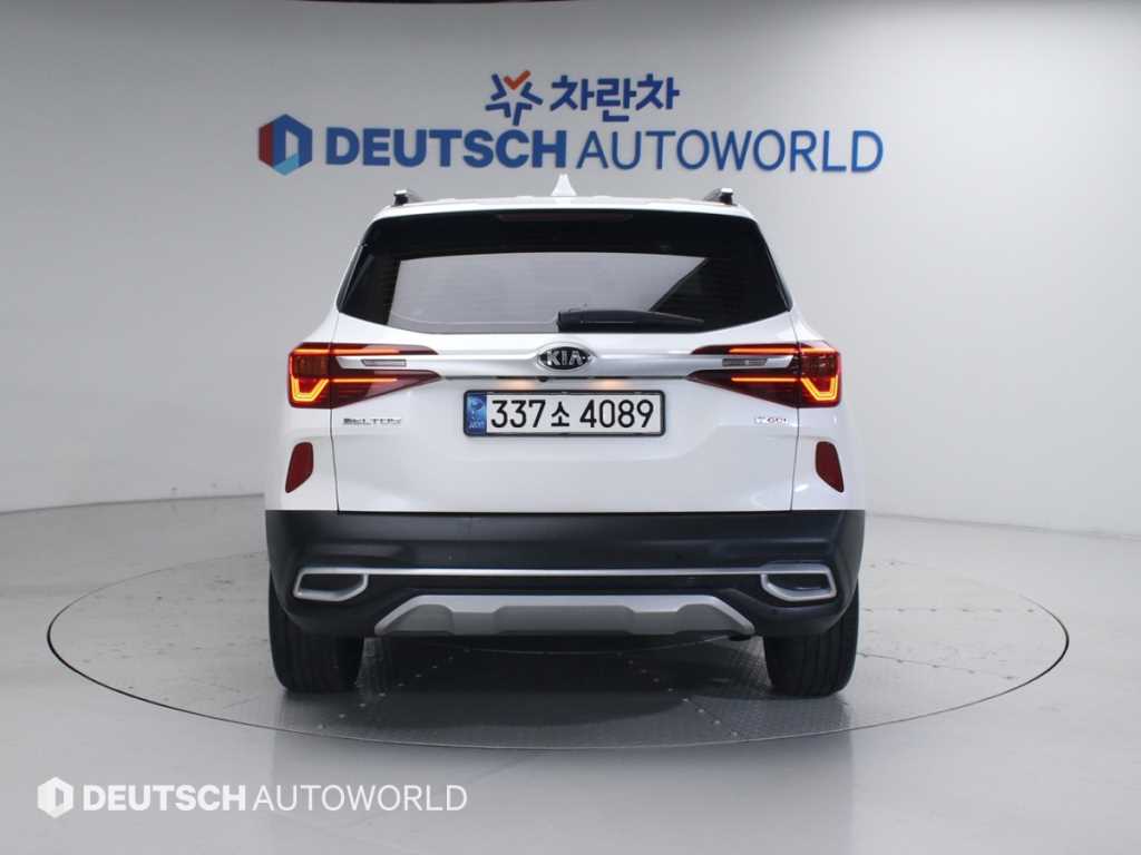 KIA Seltos - Vista 4