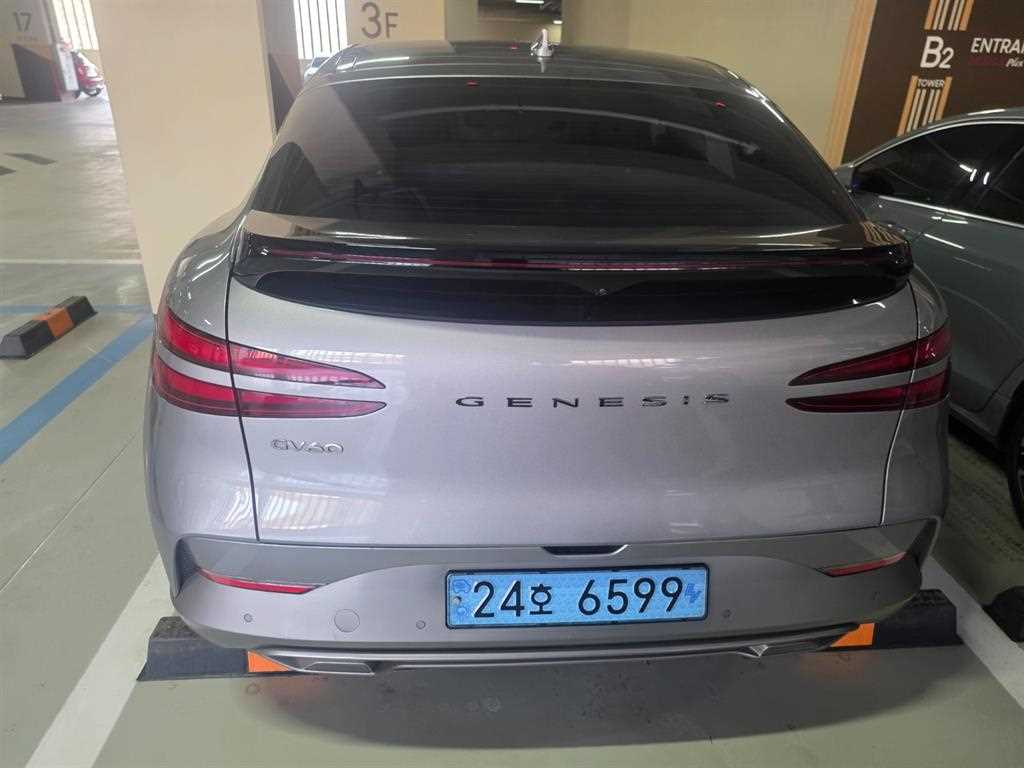 Genesis GV60 - Vista 4