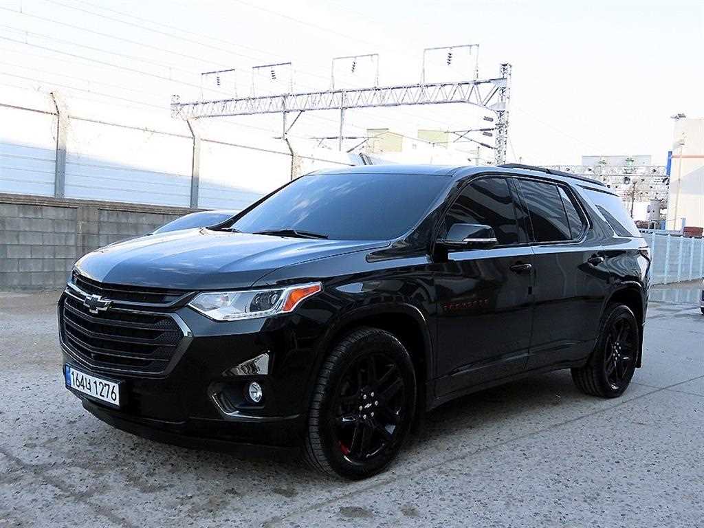 Chevrolet Travers - Vista 2