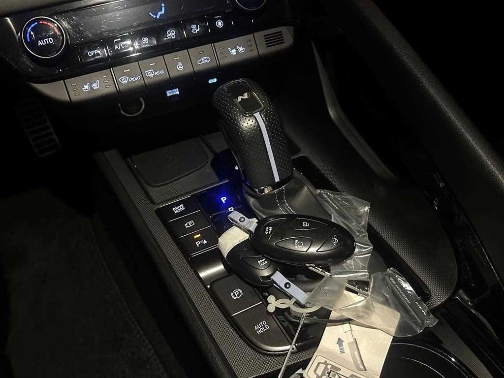 HYUNDAI Avante - Vista 11