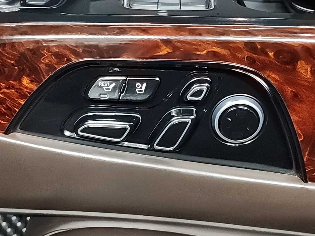 Genesis EQ900 2016 Café - Importación desde Corea - HF Imports Iquique - Foto 15