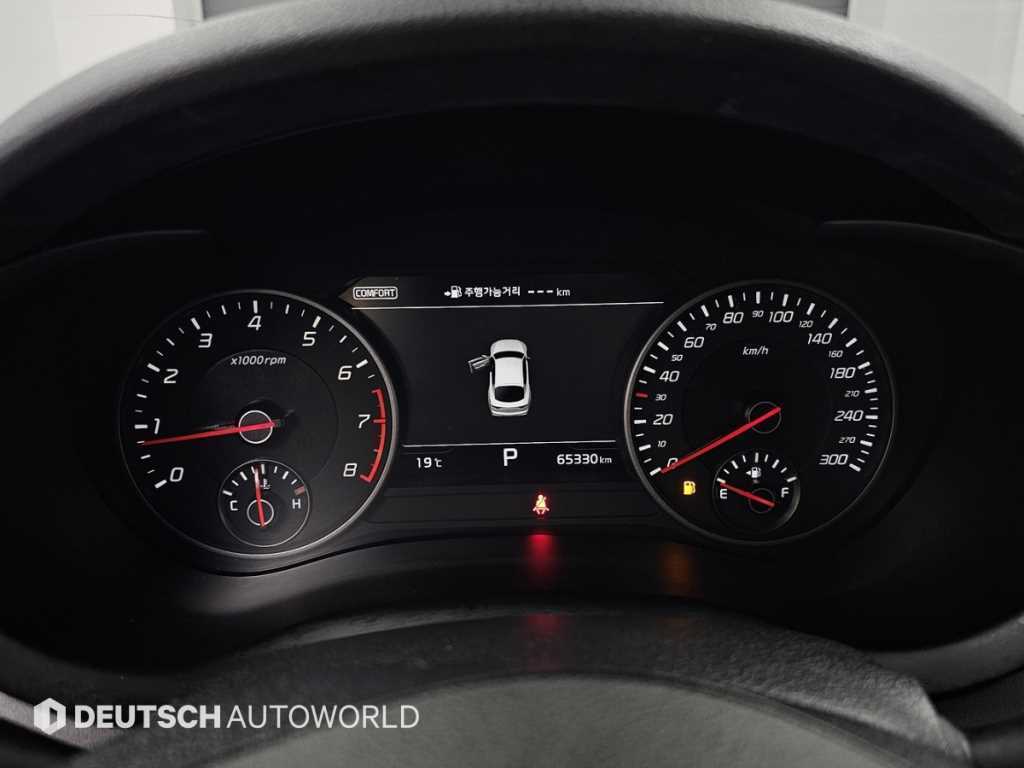 KIA Stinger - Vista 8