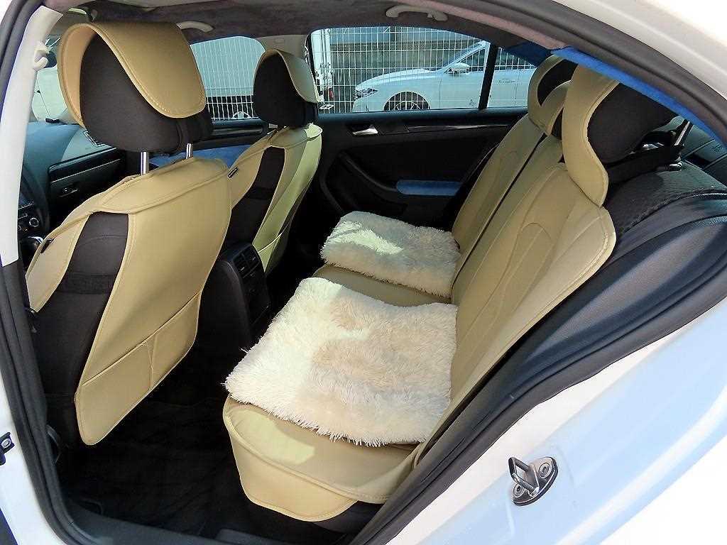 Volkswagen Jetta - Vista 6