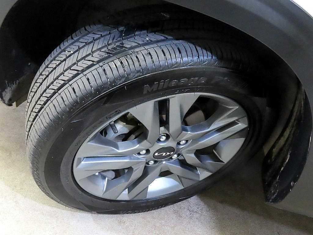 KIA Seltos 2022 Blanco - Importación desde Corea - HF Imports Iquique - Foto 18