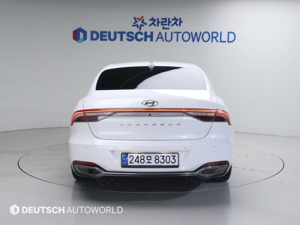 HYUNDAI Grandeur - Vista 4