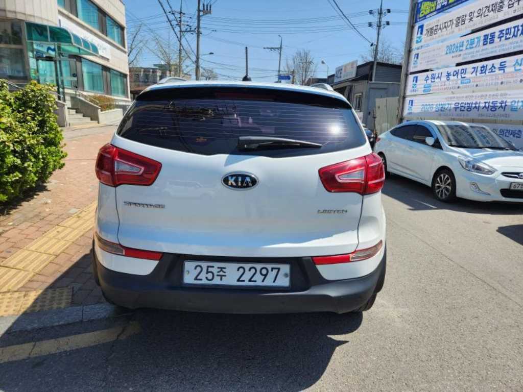 KIA Sportage - Vista 4
