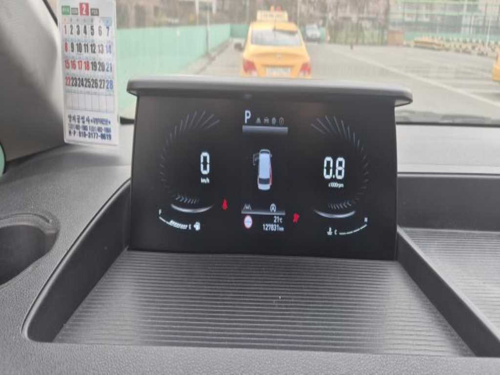 HYUNDAI Staria - Vista 5