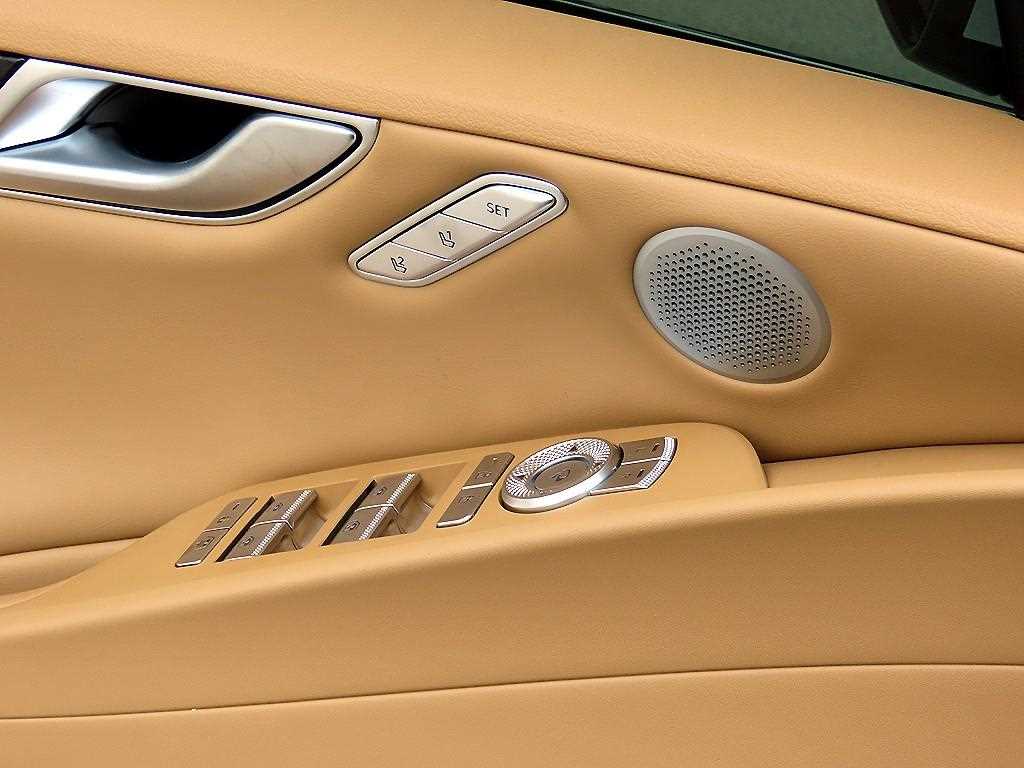 Genesis G80 - Vista 11