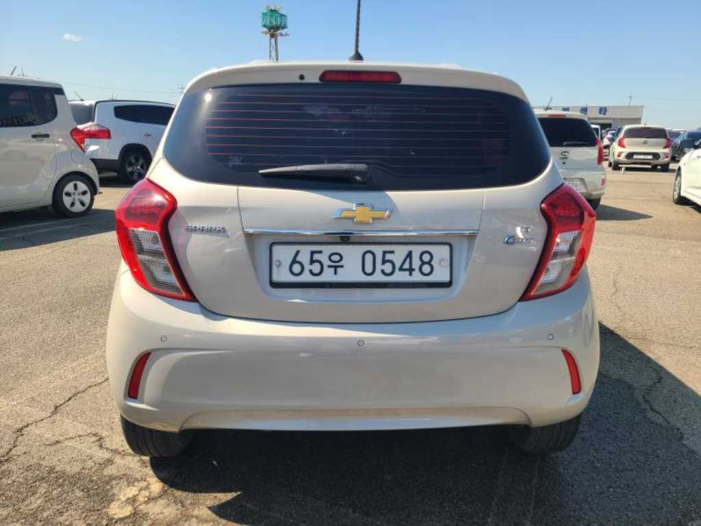 Chevrolet Spark - Vista 6