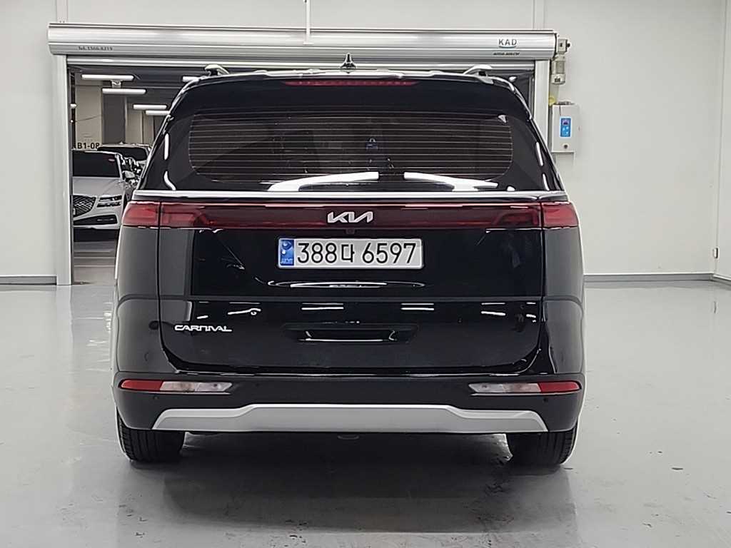 KIA Carnival - Vista 3