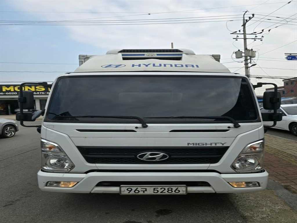 medium and large cargo truck 2020 Blanco - Importación desde Corea - HF Imports Iquique - Foto 1