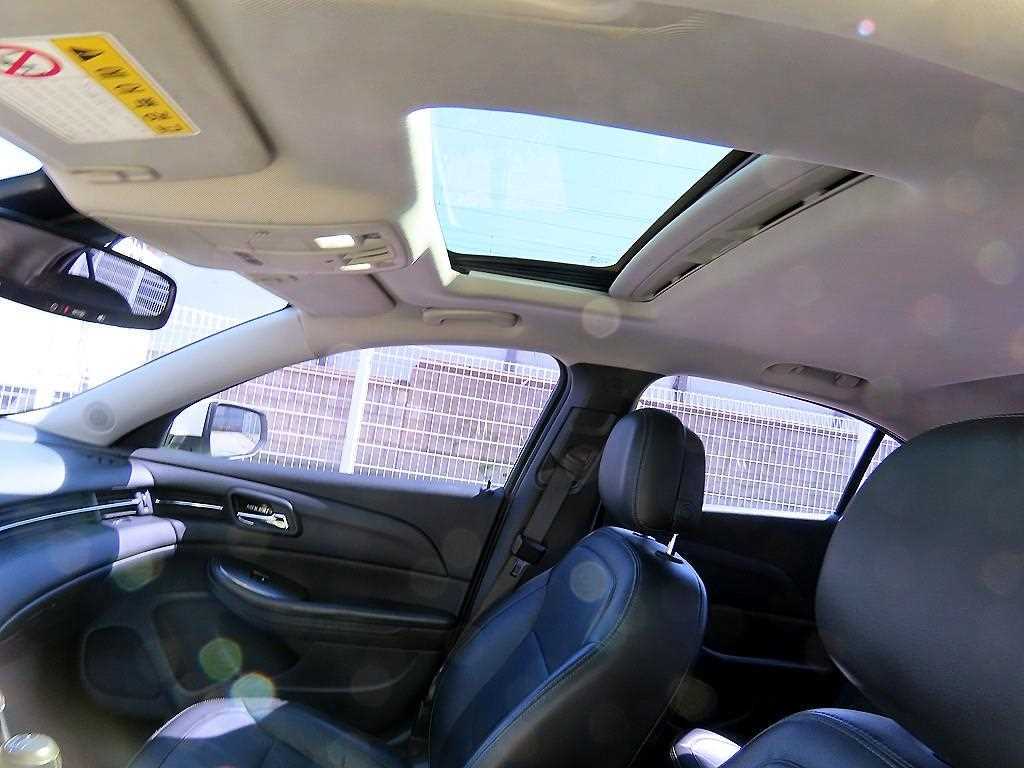 Chevrolet Malibu 2014 Blanco - Importación desde Corea - HF Imports Iquique - Foto 17