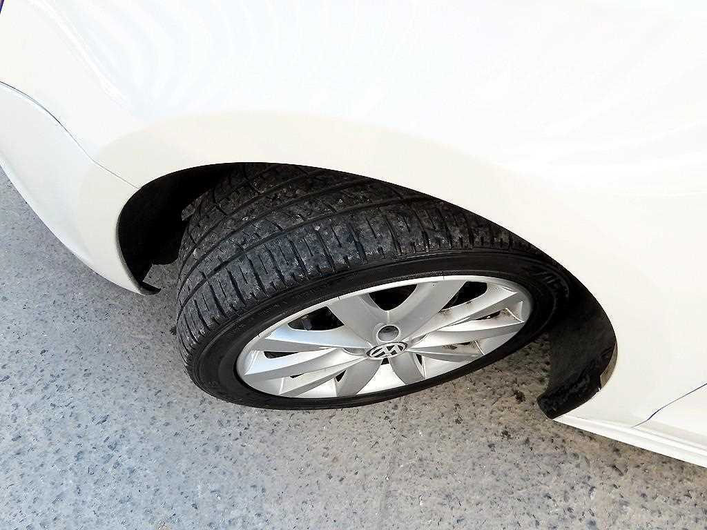 Volkswagen Jetta 2011 Blanco - Importación desde Corea - HF Imports Iquique - Foto 20