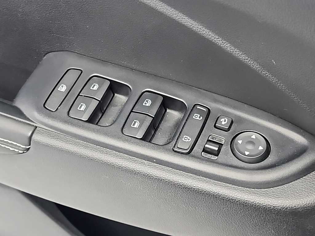 HYUNDAI Venue 2021 Gris - Importación desde Corea - HF Imports Iquique - Foto 17