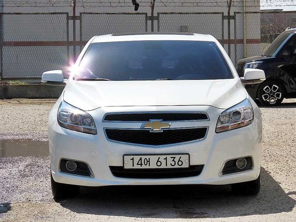 Chevrolet Malibu 2014 Blanco - Importación desde Corea - HF Imports Iquique - Foto 1